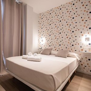 Studio con letto king size